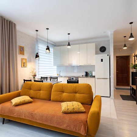Centra Apartamenti Eliza Лимбажи Экстерьер фото